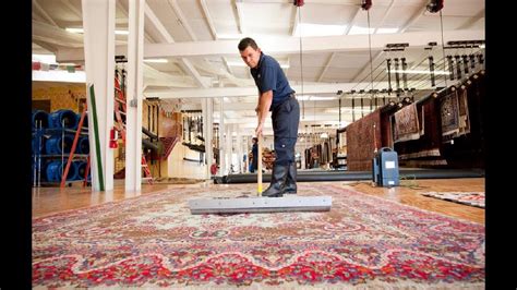 Deluxe carpet cleaning sydney  We work 24 X 7 to handle your entire requirement as